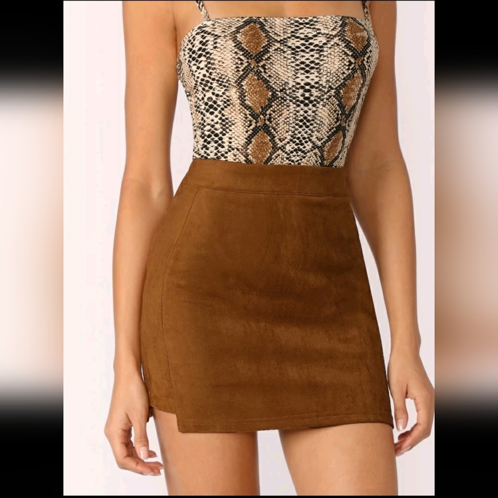 NEW Faux Suede Side Hem Mini Skirt